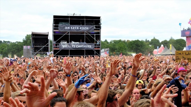 VIEILLES CHARRUES 2017 : LE GRAND TOUR DU CHAMP