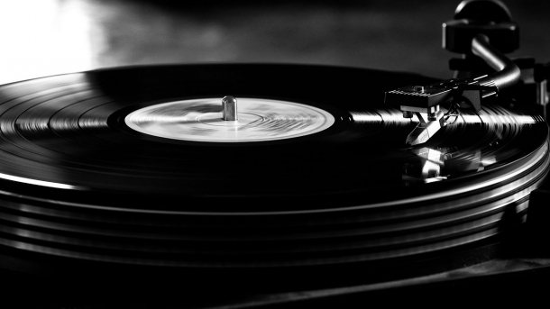 Le retour du disque vinyle : microsillon ou maxi arnaque ?