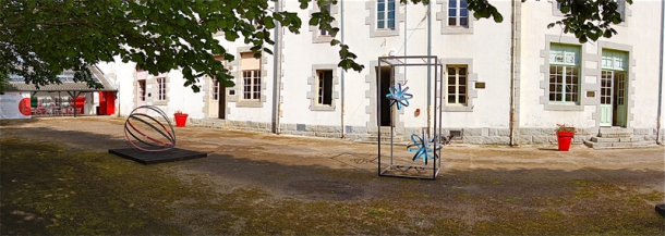 L’Ecole des arbres et des astres au Huelgoat