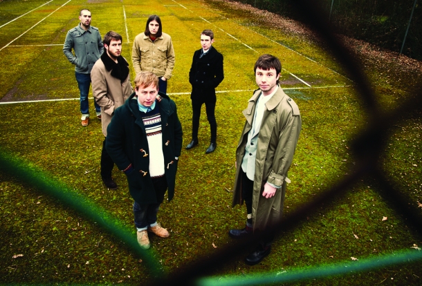 Von Pariahs « Still Human »