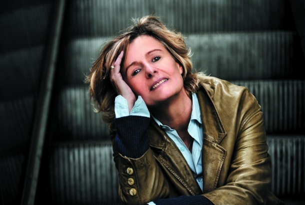 Brigitte Kernel : « Je rêve de venir écrire à Dinard »