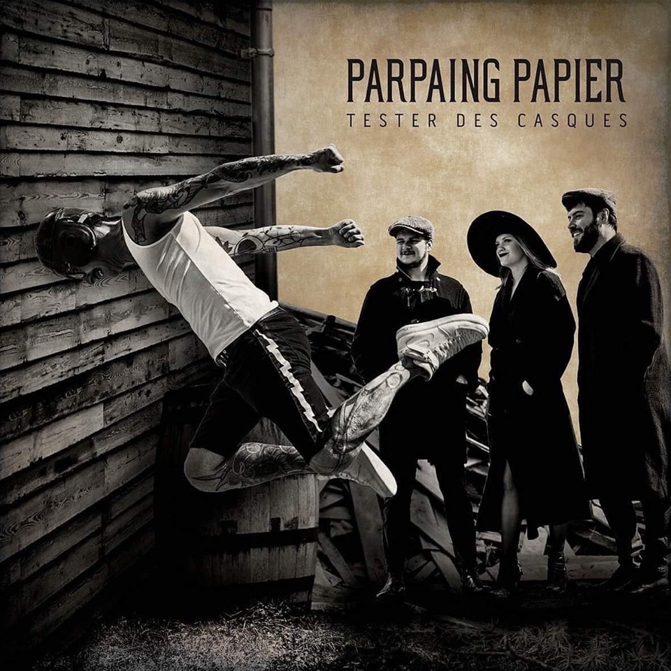 parpaing-papier-tester-des-casques