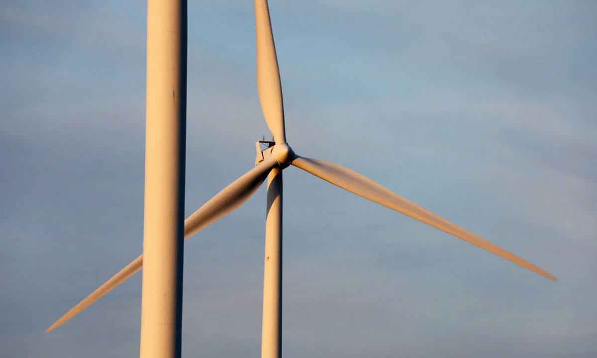 Le vent de la révolte souffle sur les éoliennes bretonnes