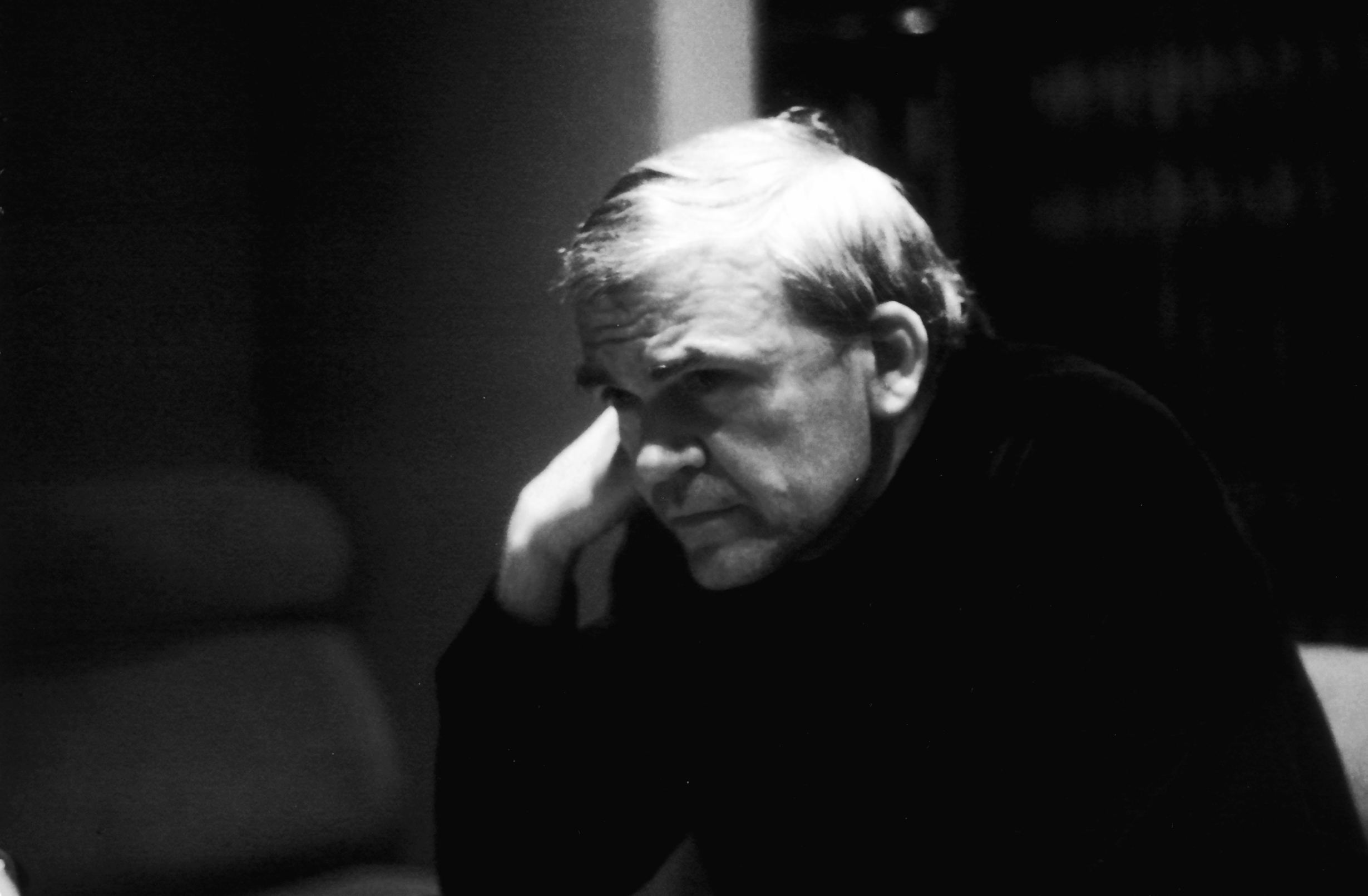 Mort de Milan Kundera