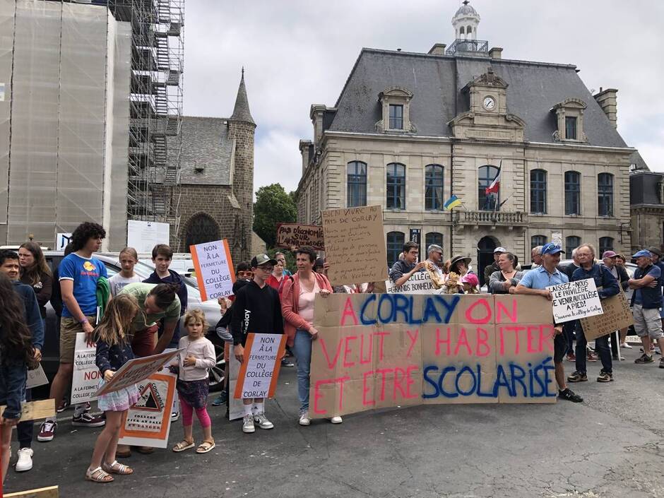 « On ferme ! » : Paris met la clef sous la porte en Bretagne