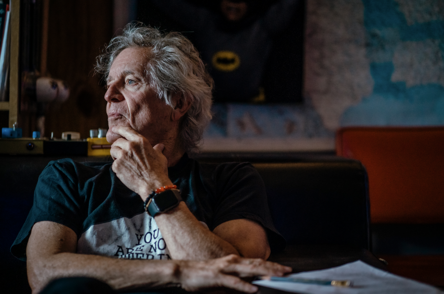 Go light a candle de Rodney Crowell avec Emmylou Harris et Lera Lynn