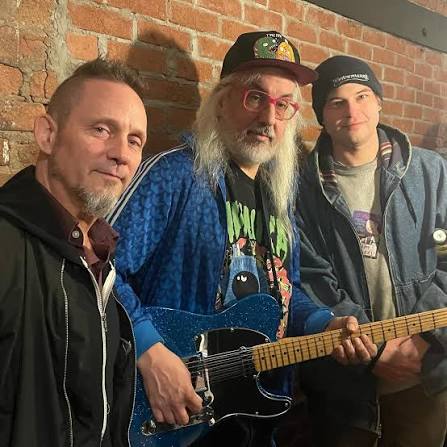 Le titre de la semaine : Several got away de Dinosaur JR